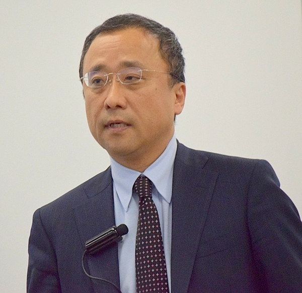 日本IBM執行役員、ワトソン事業部長を務める吉崎敏文氏