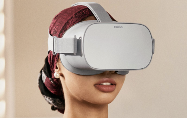 「Oculus Go」
　手頃な価格の製品で、仮想現実（VR）の世界を覗いてみたいならば、「Oculus Go」（2万2464円～）が最適だ。この無線VRヘッドセットを使い、ゲームやアプリで360度の体験を楽しめる。付属のコントローラーが、ユーザーの動きをVRの世界に反映させる。

詳細はこちら：Amazon
