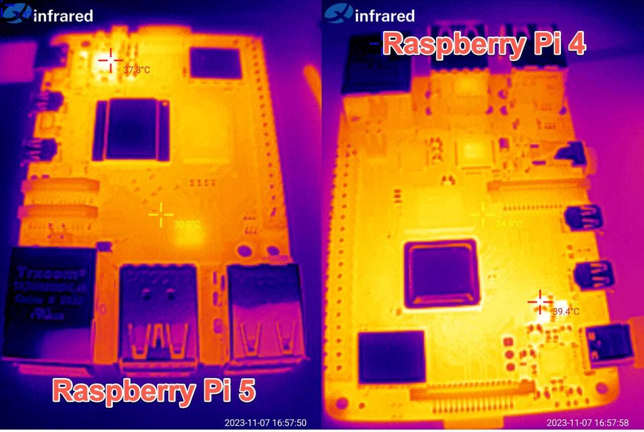 Raspberry Pi 5とRaspberry Pi 4の熱画像（提供：Adrian Kingsley-Hughes/ZDNET）