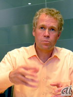 Kaj van de Loo氏