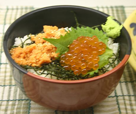 ����͍��ƃC�N���̐e�q���炵���B�s�S�̃����`����1000�~�ȏサ���������ǁA�����ł�180�~�Ȃ̂�B