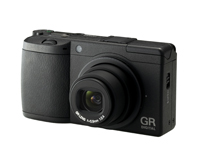 �P�œ_�����Y�ɂ�鍂���`�ʗ͂����͂́A���R�[�uGR DIGITAL II�v