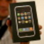 15���Ԃ̍s��Ŏ�ɓ��ꂽiPhone 3G�t�@�[�X�g�C���v���b�V����--�\�t�g�o���N���o�C���uiPhone 3G�v