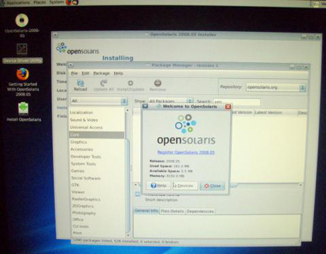 OpenSolaris Live CDの初起動画面
　これがOpenSolaris 2008.05のLive CDの画面だ。なぜかUbuntuに非常に似ている。
