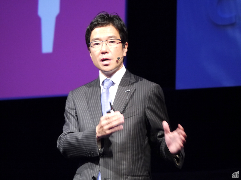 コンファレンスの基調講演でパートナーに理解を求める日本マイクロソフトの樋口泰行社長