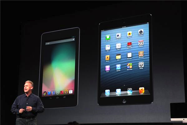 iPad miniとNexus 7を比較するフィル・シラー