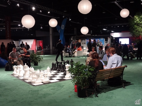 Hewlett-Packardの休憩スペースには巨大チェスが設置されていた。