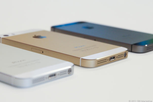 　米国では、iPhone 5sは大手キャリア4社（AT&T、Verizon、T-Mobile、Sprint）すべてで販売される。