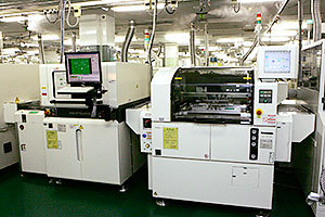 ペースト印刷機
