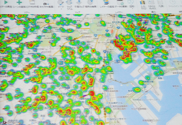 人口密度をヒートマップ形式で表示した様子（流動人口DB）