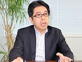 楽天証券の楠社長--システムは5年後の安定稼働も担保