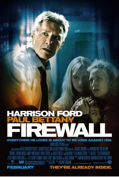 ファイヤーウォール（2006年）

　映画の1シーンで、あり得ないくらいの速度でタイプ入力が行われているのを目にして興ざめした経験はないだろうか。本記事では、頭を抱えたくなるようなIT関連の映画を10本紹介する。

　映画「ファイヤーウォール」では、ハリソン・フォードがテレビドラマ「冒険野郎マクガイバー」ばりの活躍を見せてくれる。主役のジャック・スタンフィールド（ハリソン・フォード）は、ファックスのスキャナ部分を取り外して「iPod」と接続し、コンピュータのモニタに表示された銀行口座情報をiPodのストレージに読み取るのだ。同シーンがこの映画最高の突っ込みどころだろう。