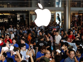 「爆買い」中国人観光客が「iPhoneでお買い物」する日は来るか