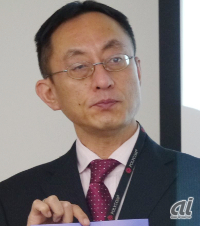 眞鍋敬氏