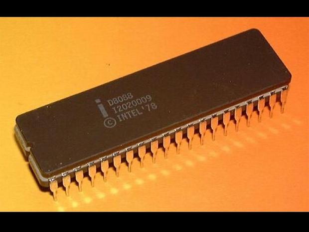 8．8088（1981年）

　Intelの「8088」は、IBM PCに採用された。