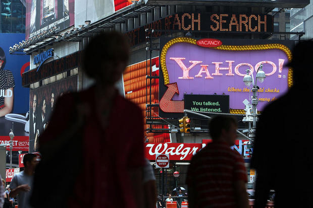 米Yahooから5億件のアカウント情報が流出--過去の記録を塗り替える

　Myspaceのデータ流出を大事件だと感じただろうか？米Yahooはそれを上回る5億件のアカウント情報を流出させていたことを明らかにした。VerizonがYahooの中核事業を買収すると決定した直後という、最悪のタイミングだった。Yahooは当初、特定の国家が関与していると述べたものの、すぐにセキュリティ専門家らから異議が唱えられた。この事件の捜査はまだ続いている。さらに12月、ユーザーアカウントの大量流出が新たに明らかになった。