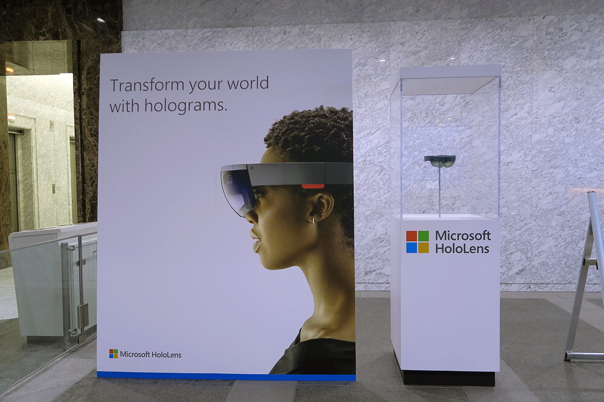 品川本社に設置された「Microsoft HoloLerns」