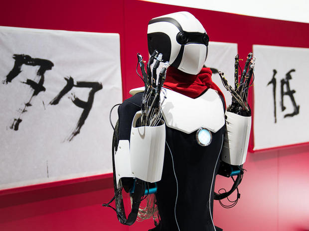 　MWC 2018では、あらゆる形、サイズのロボットが披露されていた。これは、特にクールだったNTTドコモのロボット。
