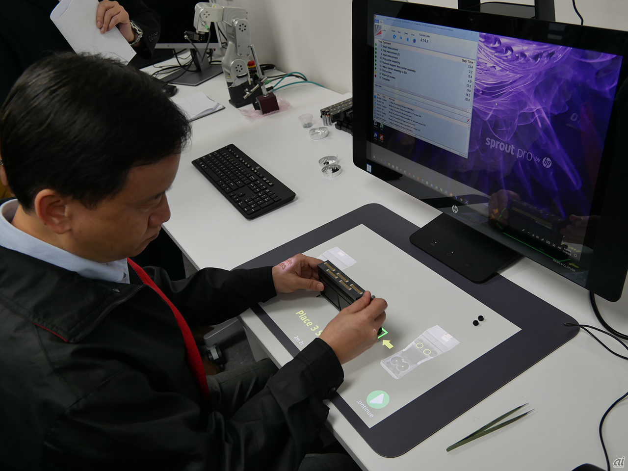 HP Jet Fusion 3Dに使用されている3Dプリンタで製造した部品。