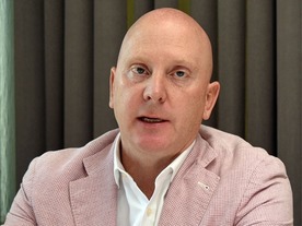 中堅・中小企業市場に向けてクラウドへ注力--アークサーブのシグノーレロCEO