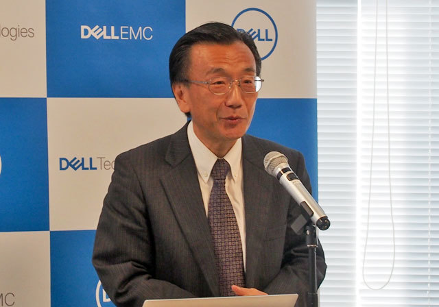 テクノロジソリューションの取り組みを説明したデル 最高技術責任者の黒田晴彦氏