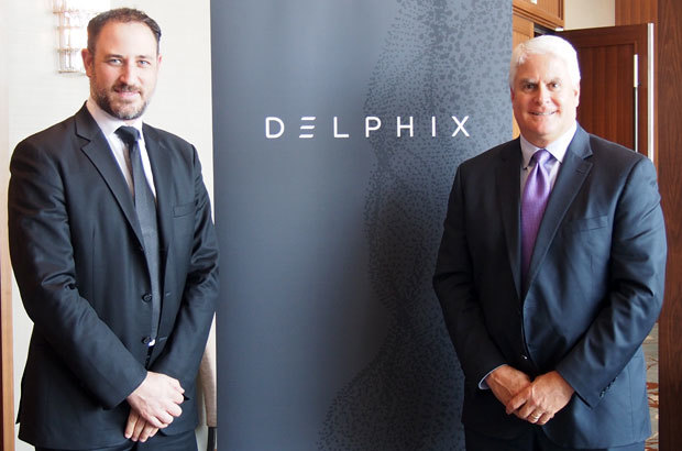 Delphix Software プレジデント兼CEOのChris Cook氏（左）と日本アジア太平洋地域 セールス担当ヴァイスプレジデントのRichard Gerdis氏