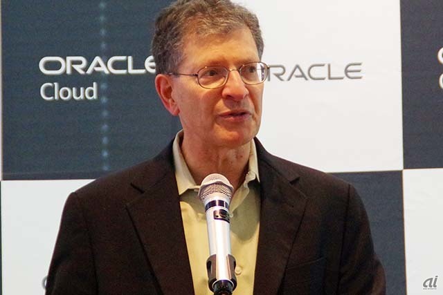 米Oracle データベース・サーバー技術担当エグゼクティブ・バイスプレジデントのAndrew Mendelsohn氏