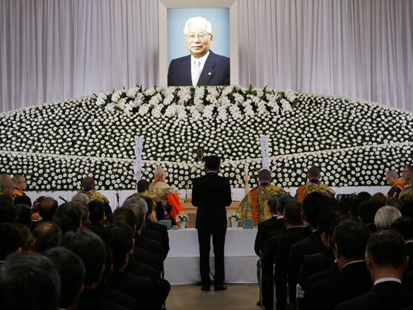 大塚商会の創業者 大塚実氏の社葬に550人以上が参列 故人をしのぶ Zdnet Japan