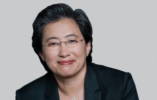 復活劇：AMDのCEO Lisa Su氏

　同じく2014年にAMDのCEOになったSu氏が率いる経営陣は、一度は勢いを失った同社を、再びIntelの覇権に挑戦できるようになるまでによみがえらせた。「Zen」と「Eypc」シリーズのプロセッサーが多くのクラウドプラットフォームに影響を与え始め、ハイエンドのノートPCに再び採用され始めている今が、同社にとっての正念場だろう。

　AMDは、2010年代の終わりを迎えるこのときになって、2000年頃に「Athlon」シリーズで築いた栄光の日々以来、最高の状態にある。優れたCPUと優れたGPUの両方を作れる企業は少ない。世界中が機械学習とAIの活用に向けてまい進している現状では、この組み合わせは非常に強力な武器になるかもしれない。エンタープライズ市場にとって、AMDの復活は歓迎すべきことだと言えるだろう。なぜなら、AMDの製品は、IntelとNVIDIAの双方に関して第2の選択肢になるからだ。2020年代の競争に参画できるAMDを数年で育て上げたSu氏は、賞賛に値する。