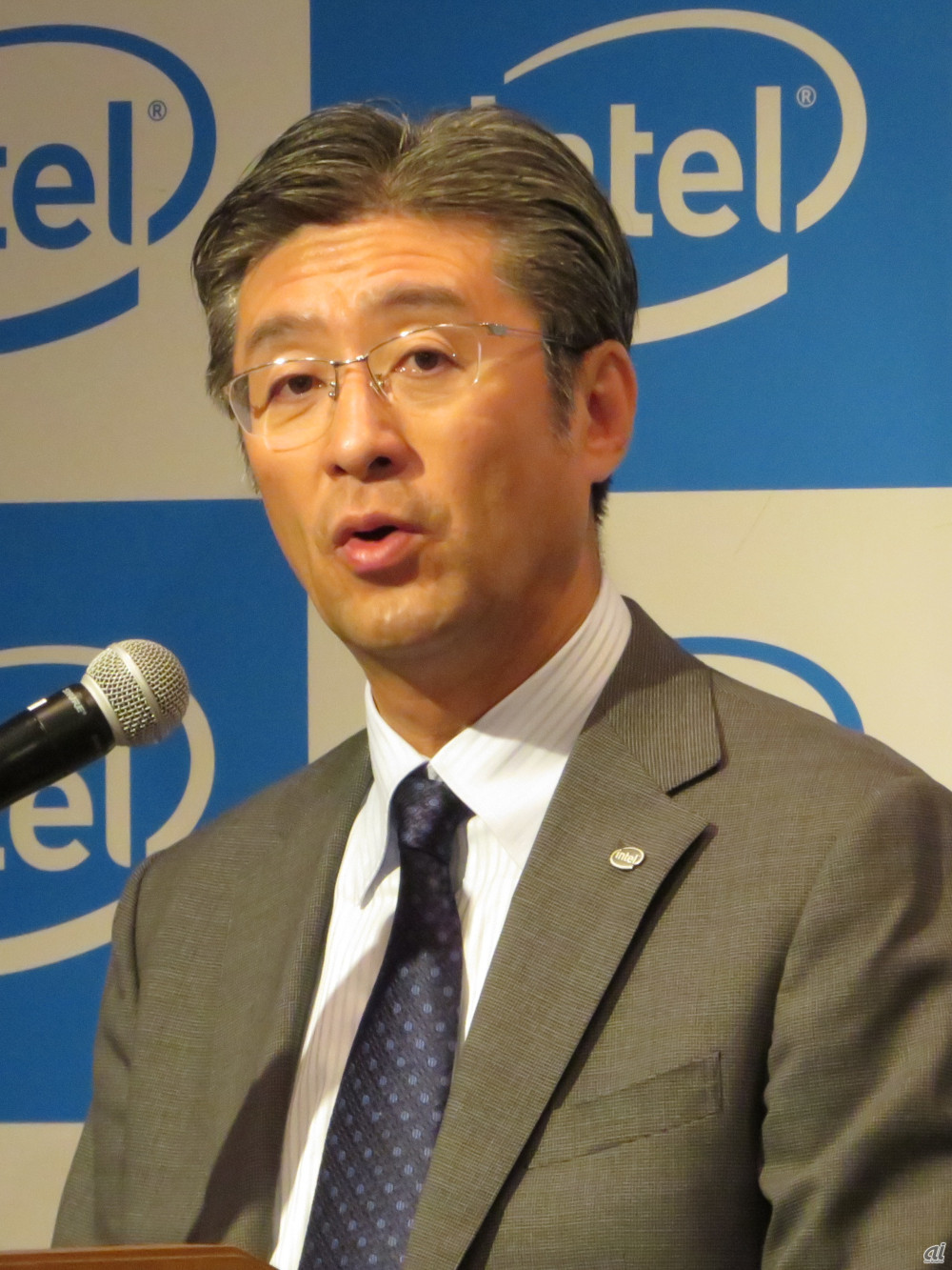インテルの鈴木国正 代表取締役社長