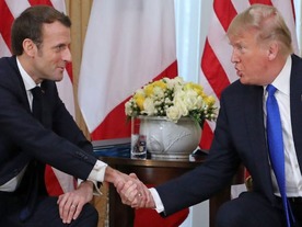 米仏、デジタル課税めぐり一時休戦