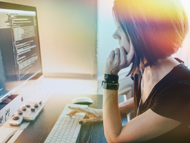 「どこでもオフィス」は大企業だけのものじゃない、中堅・中小企業に向けた新提案とは 