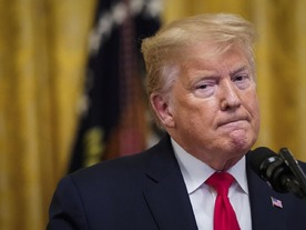 トランプ陣営のウェブサイト、一時改ざんされる