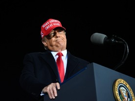 トランプ氏の選挙資金、2億円超がハッカーに盗まれる--ウィスコンシン州