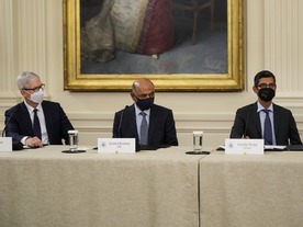 バイデン大統領、サイバーセキュリティ強化でグーグル、アマゾン、MSらCEOに協力要請