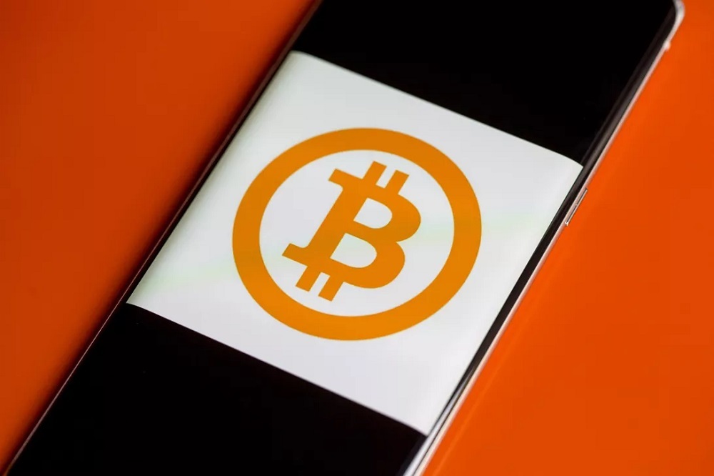 El Salvador buys $21 million in Bitcoin as crypto law kicks in