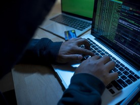 「Apache Log4j」の脆弱性、影響は今後10年以上続く可能性