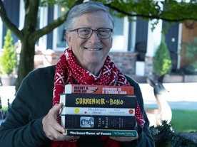 ビル・ゲイツ氏、「これまでで最もお気に入りの5冊」発表--U2ボノの回顧録も
