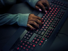 ダークウェブでだまし合うサイバー犯罪者--被害額は1年で3億4000万円超
