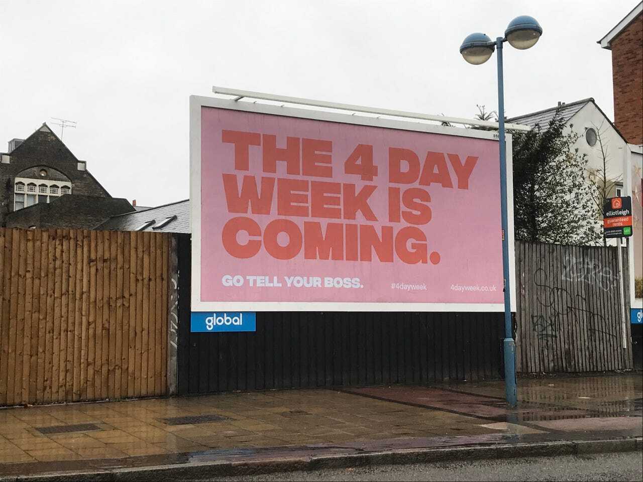 4 Day Week UKの広告キャンペーン。同団体は英国企業による週休3日制の大規模な実証実験を実施した。（提供：4 Day Week UK）