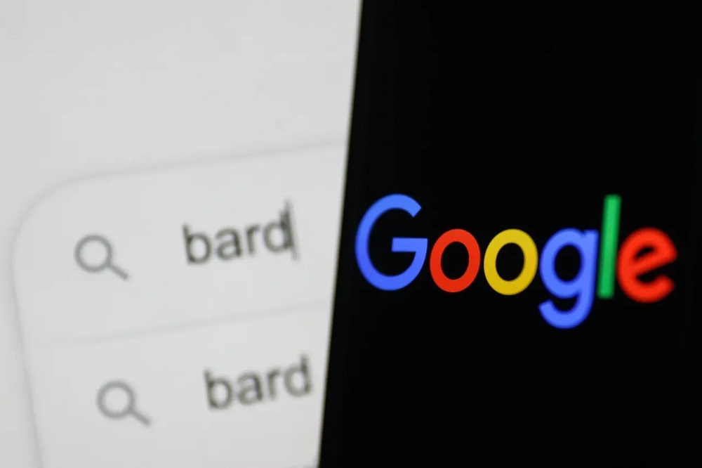 Googleのロゴとbardの文字
