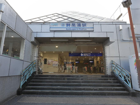 京急電鉄、「屛風浦駅」でAI警備システムを試験運用