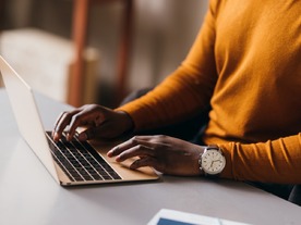 効率アップにつながる「Slack」のおすすめスラッシュコマンド