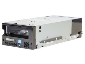富士フイルムとIBM、世界最大記録容量のテープストレージを開発