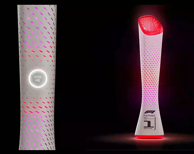 Lenovo が企画したF1日本グランプリの「Kiss-activated Trophy」