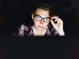 AIチャットへの質問、1割近くが「性的な内容」--安全なAIを目指す研究者らの取り組み