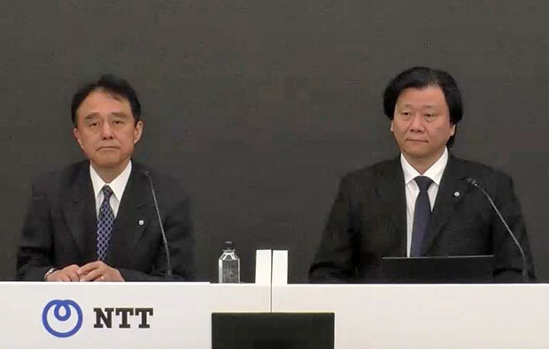 内部不正による情報漏えい対策を発表したNTT グループCISOの横浜信一氏（左）とNTT セキュリティ＆トラスト室長の木村正人氏