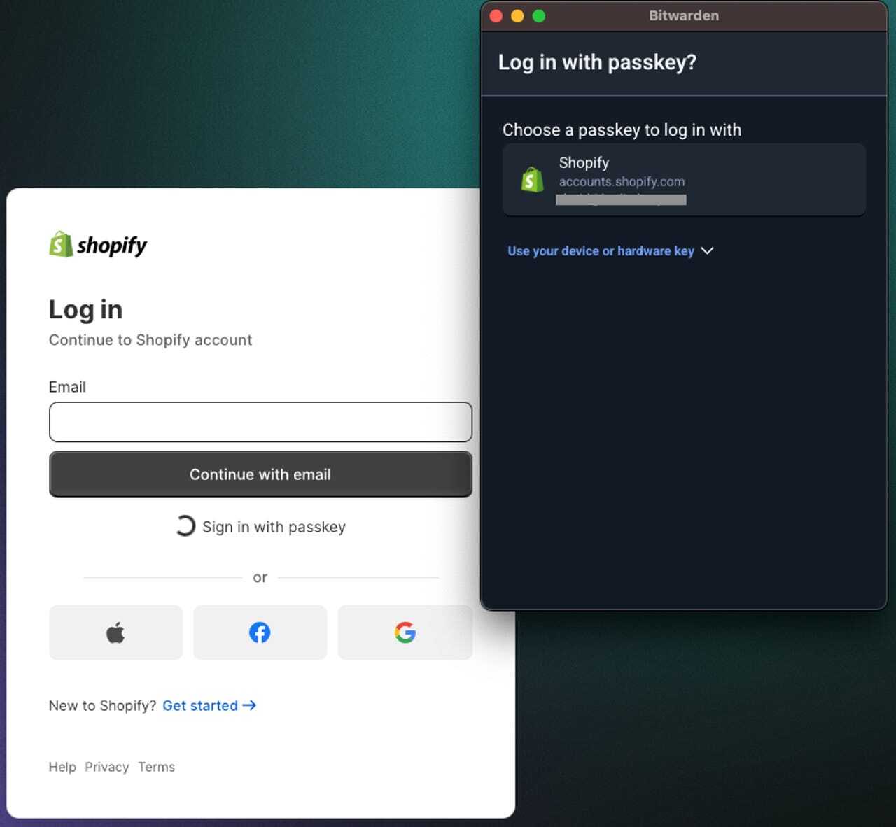 図2:依拠当事者が自らの記録として保持するパスキーの構成要素に加えて、ユーザーのオーセンティケーター(この場合はBitwarden)も、独自の構成要素を記録として保持している(提供:Screenshot by David Berlind/ZDNET)