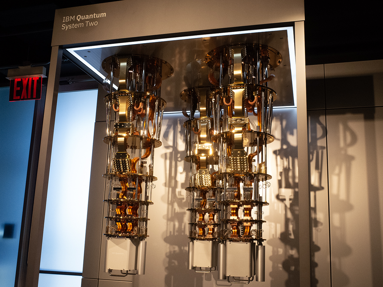 IBMの研究最前線に迫る--量子、AI、古典コンピューティングの融合が
