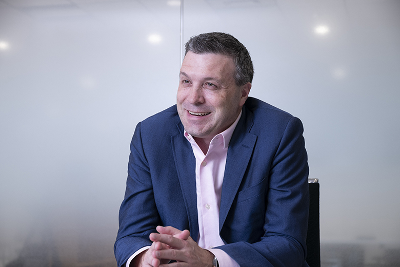 Jason Rolleston氏 | Broadcom Inc. Vice President and General Manager, Enterprise Security Group